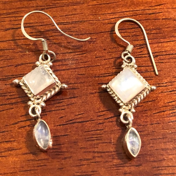 🤩🍃💐Sterling 925 moonstone earrings💐🍃 - Picture 3 of 5